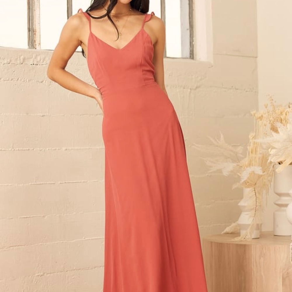 Lulu’s Rusty Rose bridesmaid maxi dress